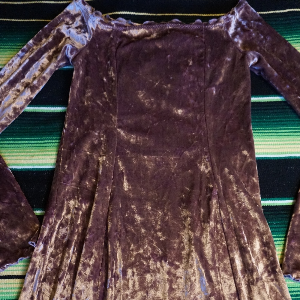 Hollister • Off Shoulder • Lavender • Velvet • Retro • Dress - Picture 2 of 4